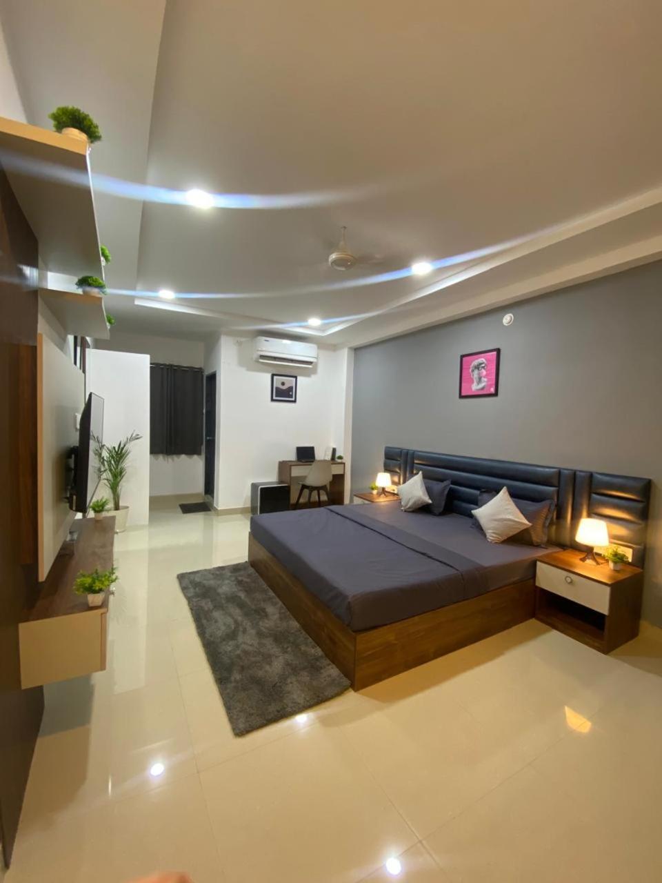 Housr 78 Madhapur Hitech City Near Yashoda Hospital 海得拉巴 外观 照片