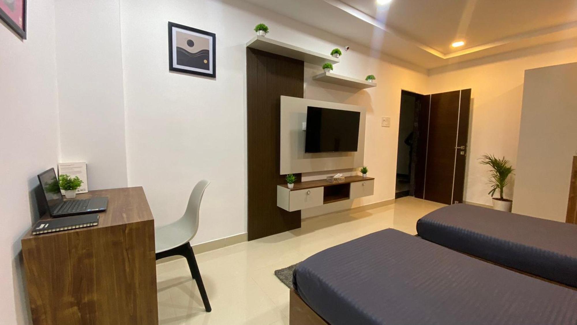 Housr 78 Madhapur Hitech City Near Yashoda Hospital 海得拉巴 外观 照片