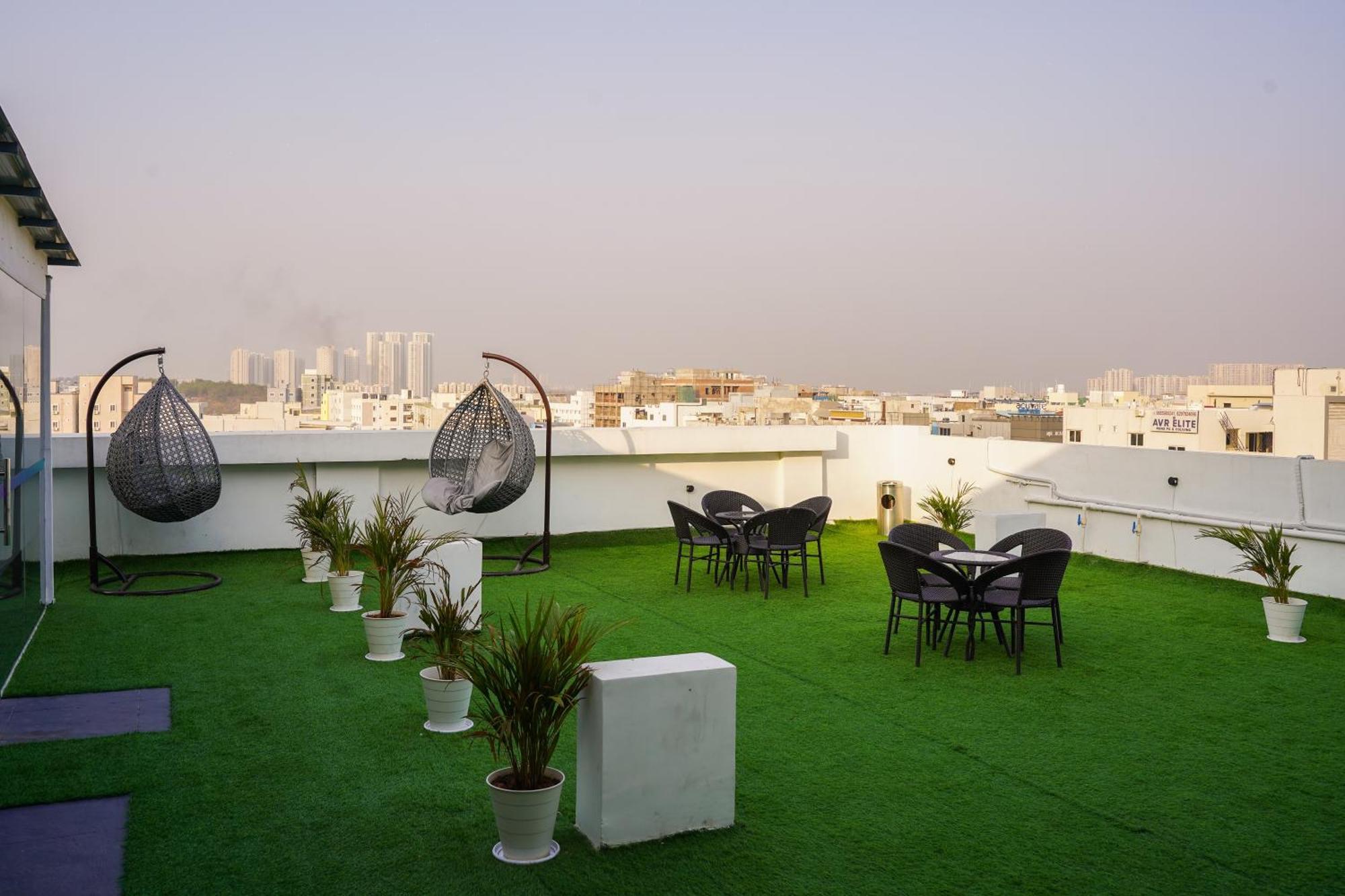 Housr 78 Madhapur Hitech City Near Yashoda Hospital 海得拉巴 外观 照片